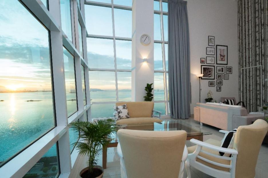 Maritime Suites Holiday Rental George Town Exterior foto